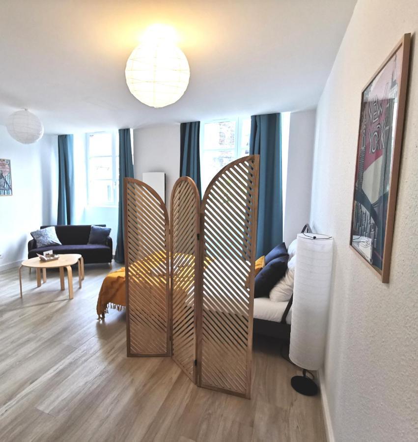 Tirant Lo Blanc - Les Maisons de Madeleine Nantes Extérieur photo