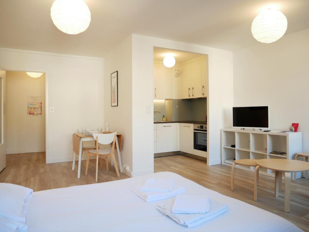 Tirant Lo Blanc - Les Maisons de Madeleine Nantes Extérieur photo